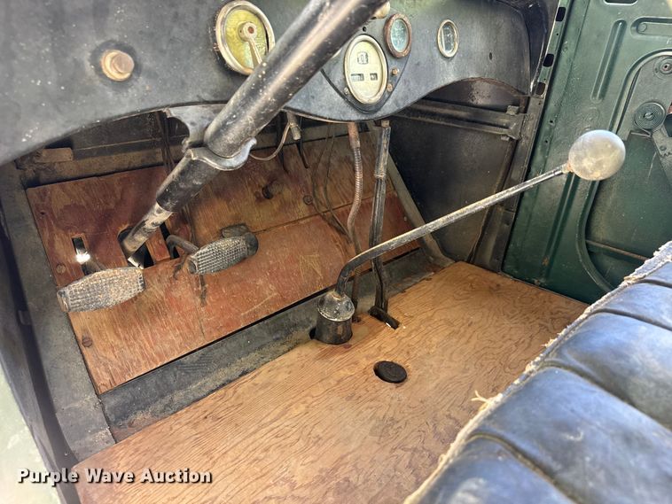 image for item ET1939 1926 Dodge Brothers coupe