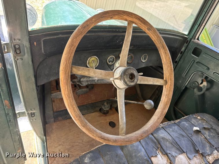 image for item ET1939 1926 Dodge Brothers coupe