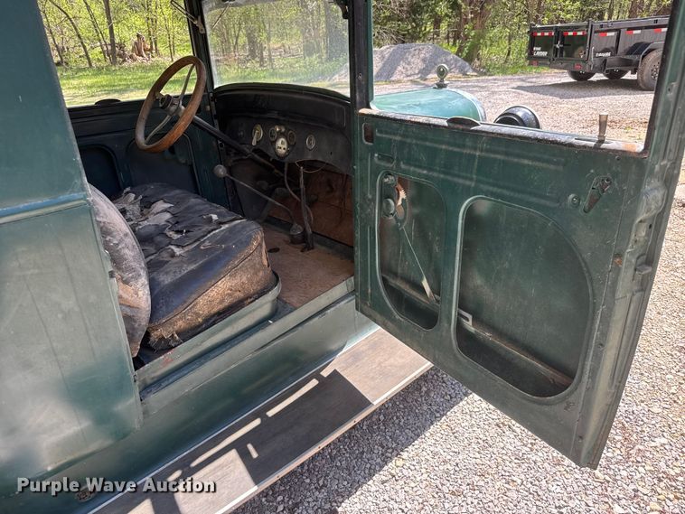 image for item ET1939 1926 Dodge Brothers coupe