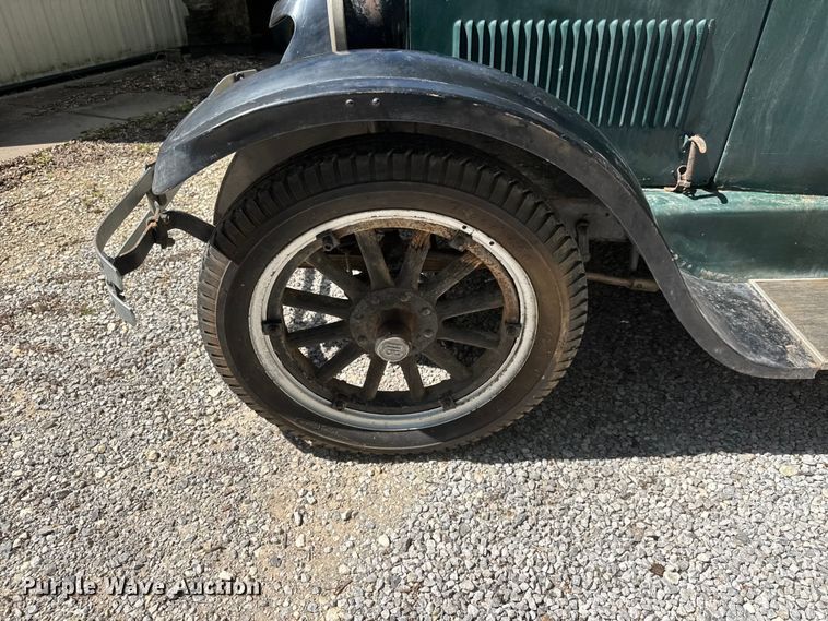 image for item ET1939 1926 Dodge Brothers coupe