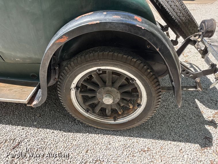 image for item ET1939 1926 Dodge Brothers coupe