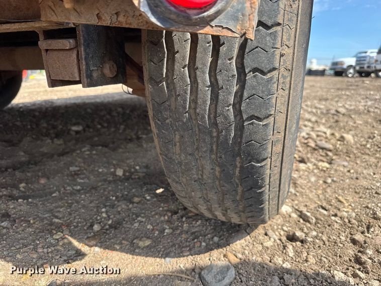 image for item ET1954 2010 PJ utility trailer