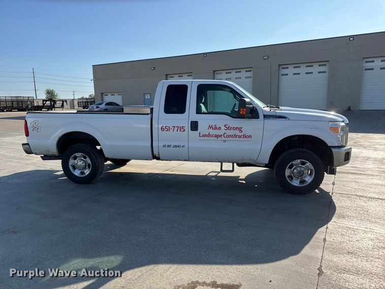 image for item ET1957 2012 Ford F250 Super Duty Ext. Cab pickup truck