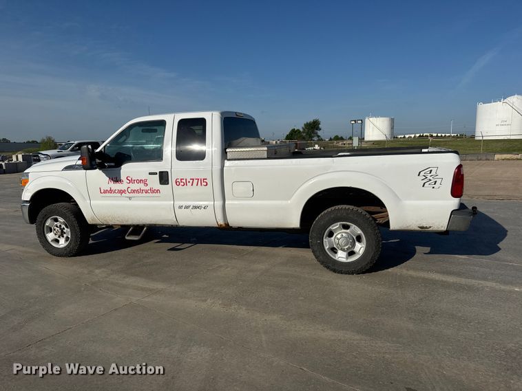 image for item ET1957 2012 Ford F250 Super Duty Ext. Cab pickup truck