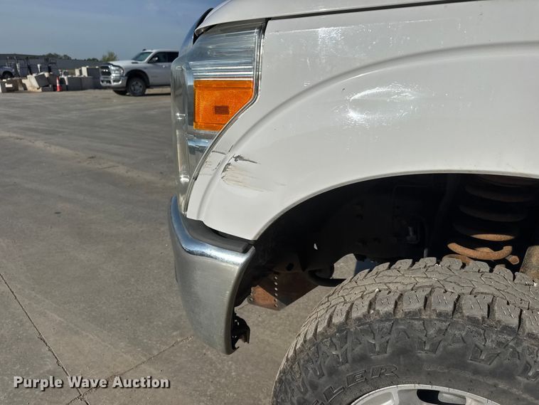 image for item ET1957 2012 Ford F250 Super Duty Ext. Cab pickup truck