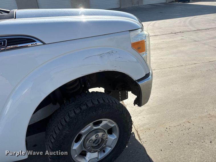 image for item ET1957 2012 Ford F250 Super Duty Ext. Cab pickup truck