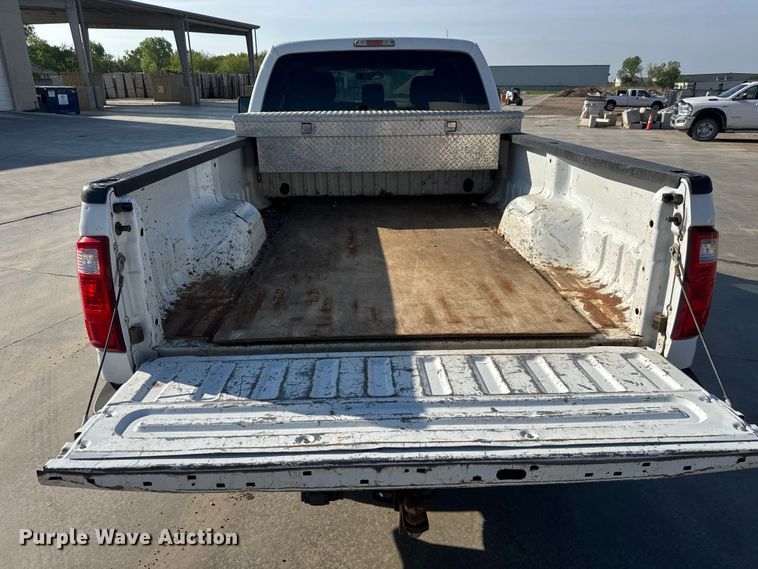 image for item ET1957 2012 Ford F250 Super Duty Ext. Cab pickup truck