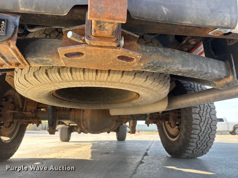 image for item ET1957 2012 Ford F250 Super Duty Ext. Cab pickup truck