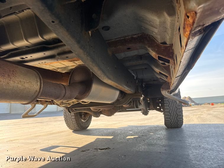 image for item ET1957 2012 Ford F250 Super Duty Ext. Cab pickup truck