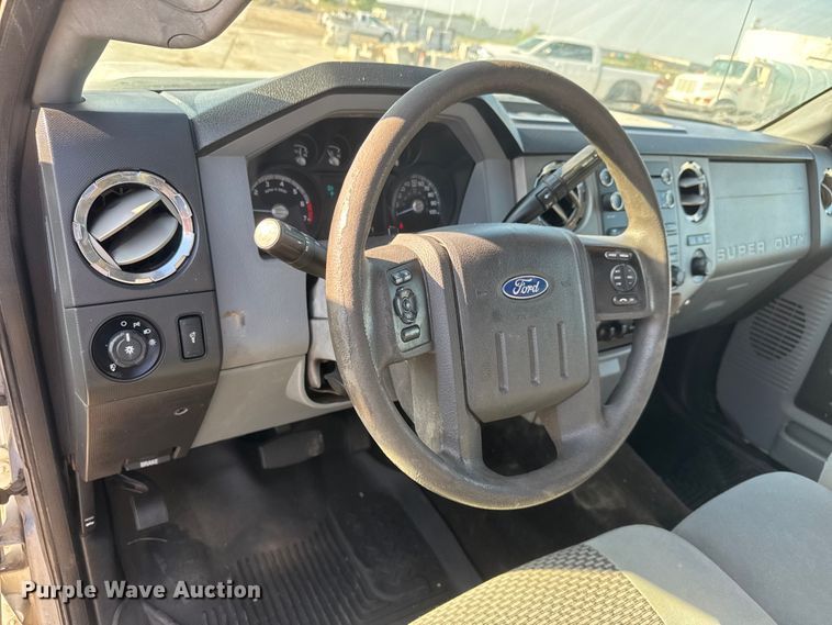 image for item ET1957 2012 Ford F250 Super Duty Ext. Cab pickup truck