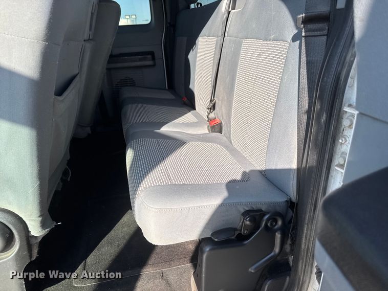 image for item ET1957 2012 Ford F250 Super Duty Ext. Cab pickup truck