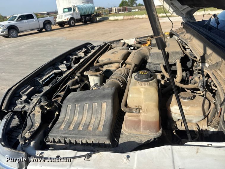 image for item ET1957 2012 Ford F250 Super Duty Ext. Cab pickup truck