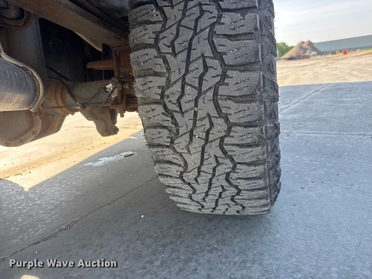 image for item ET1957 2012 Ford F250 Super Duty Ext. Cab pickup truck