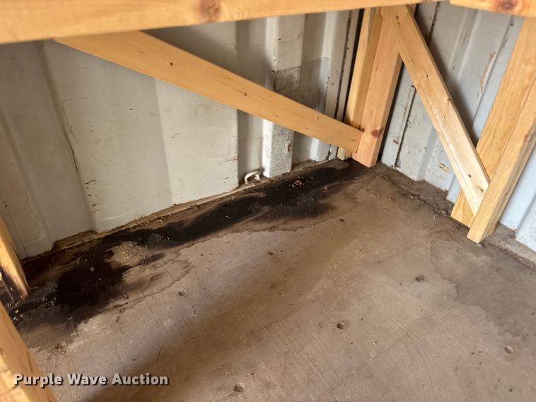 image for item ET1958 1987 Hyundai HD-1CC-2010R3 shipping container