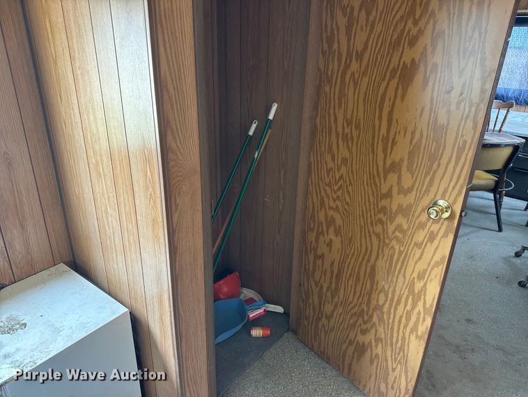 image for item ET1961 1996 Technical Space 1040 o mobile office trailer