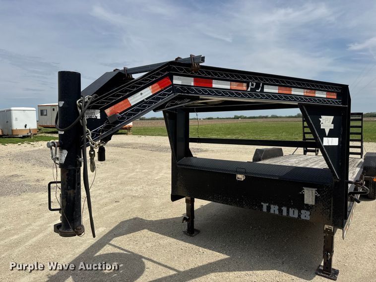 image for item ET1962 2009 PJ equipment trailer