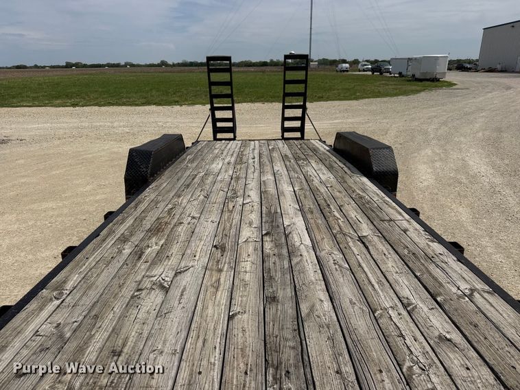 image for item ET1962 2009 PJ equipment trailer