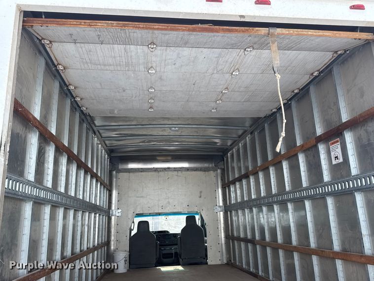 image for item ET4448 2019 Ford E350 Super Duty box truck