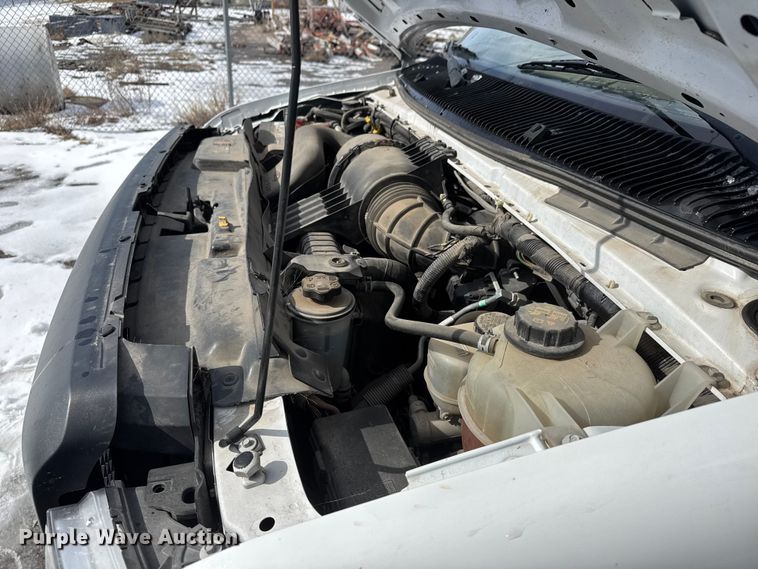 image for item ET4448 2019 Ford E350 Super Duty box truck