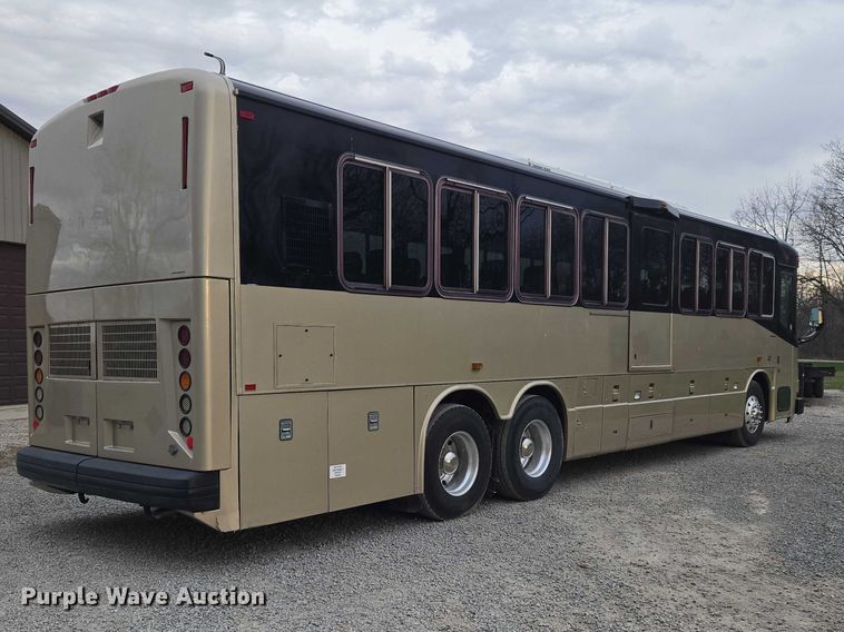 image for item ET5011 2009 Blue Bird CoachWorks coach bus
