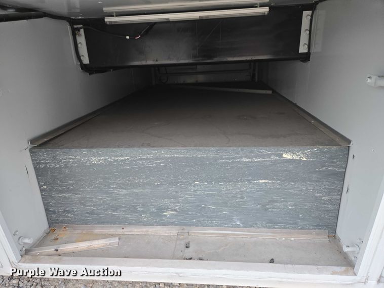 image for item ET5011 2009 Blue Bird CoachWorks coach bus