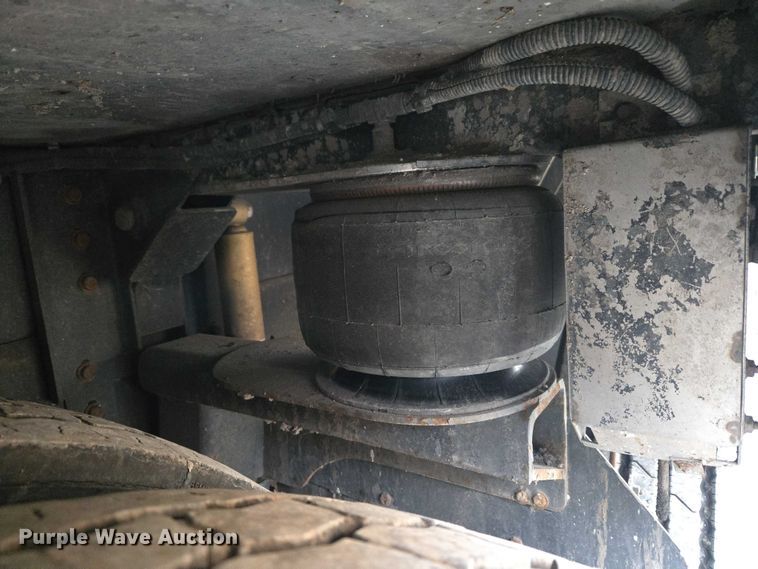 image for item ET5011 2009 Blue Bird CoachWorks coach bus