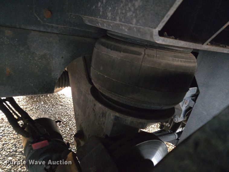 image for item ET5011 2009 Blue Bird CoachWorks coach bus