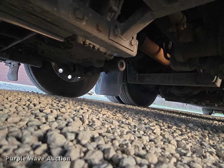 image for item ET5011 2009 Blue Bird CoachWorks coach bus