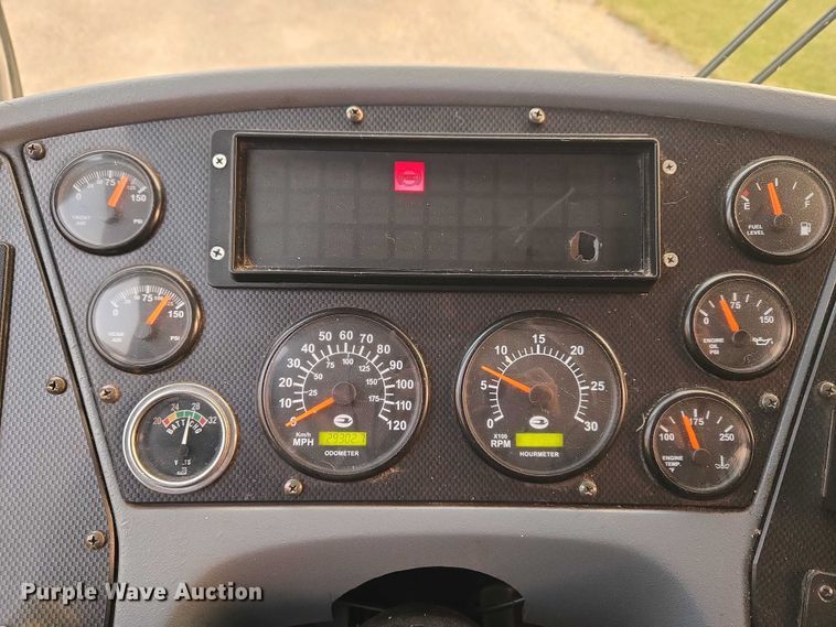 image for item ET5011 2009 Blue Bird CoachWorks coach bus