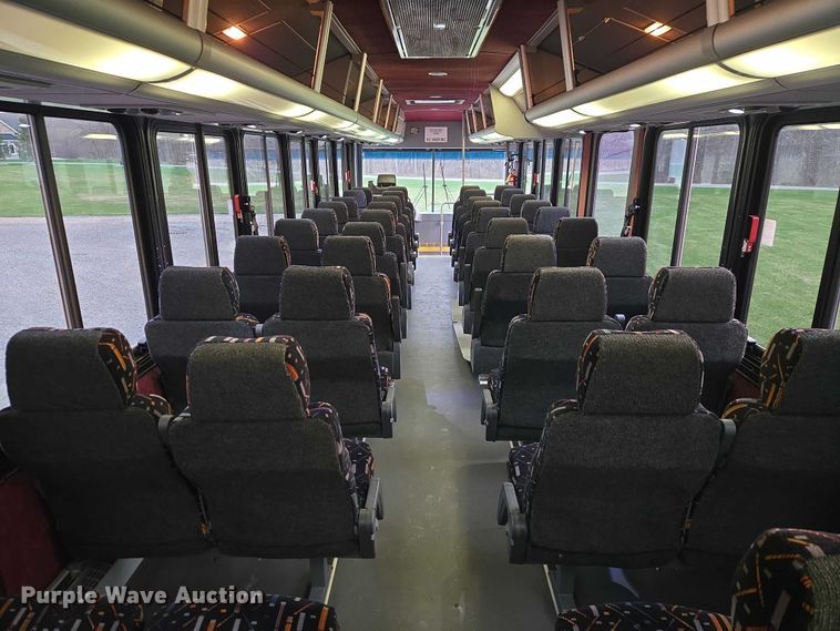 image for item ET5011 2009 Blue Bird CoachWorks coach bus