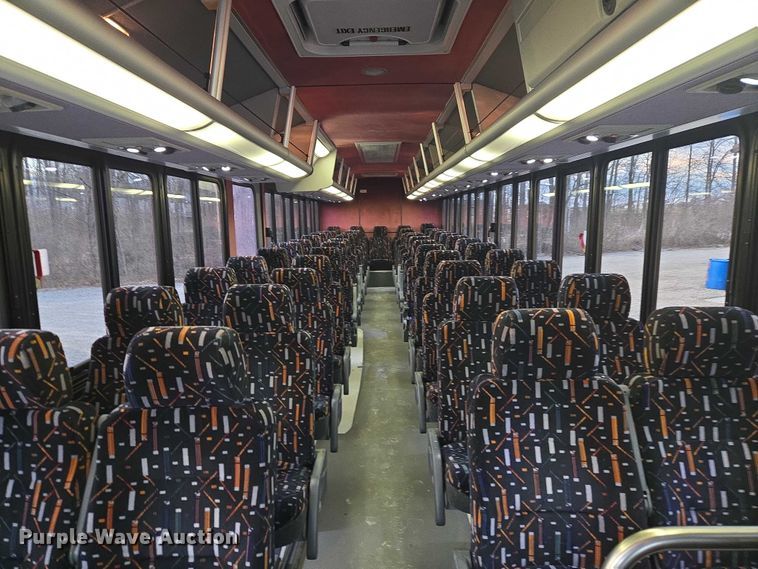 image for item ET5011 2009 Blue Bird CoachWorks coach bus