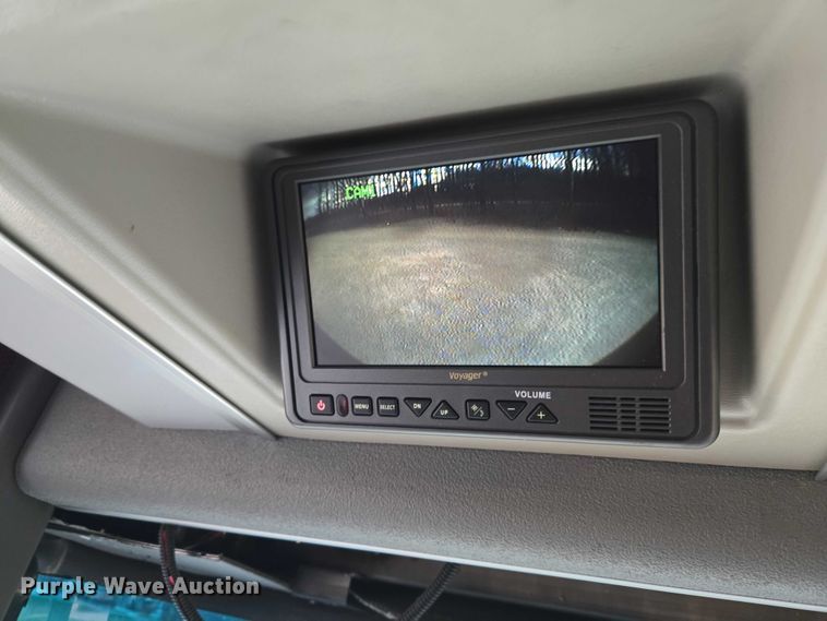 image for item ET5011 2009 Blue Bird CoachWorks coach bus