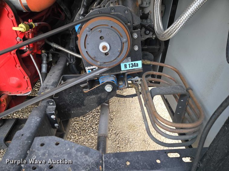 image for item ET5011 2009 Blue Bird CoachWorks coach bus