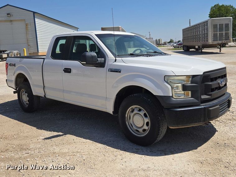 image for item ET5186 2016 Ford F150 Ext. Cab pickup truck