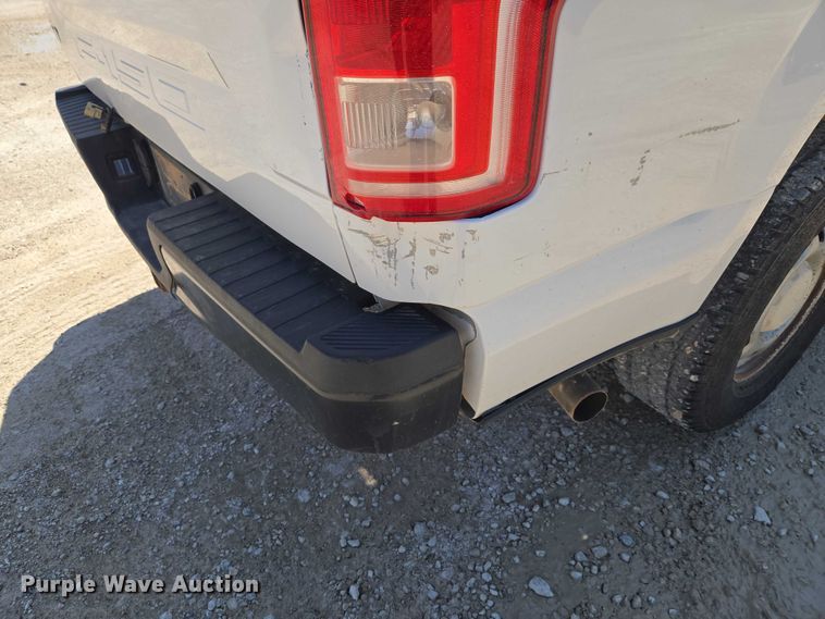 image for item ET5186 2016 Ford F150 Ext. Cab pickup truck