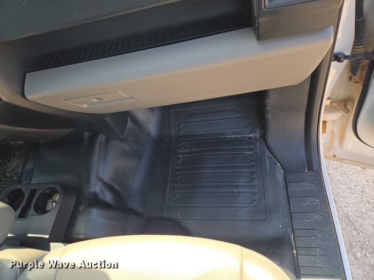 image for item ET5186 2016 Ford F150 Ext. Cab pickup truck