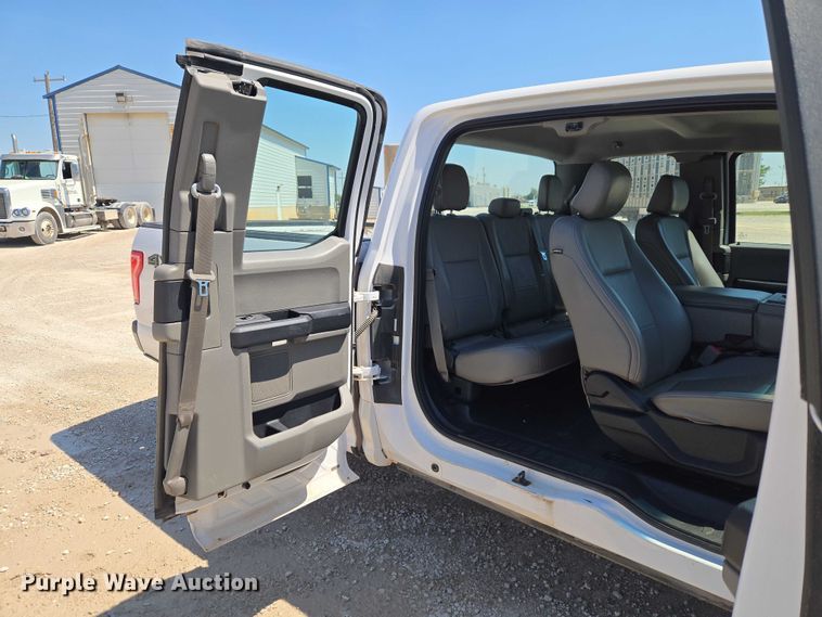 image for item ET5186 2016 Ford F150 Ext. Cab pickup truck