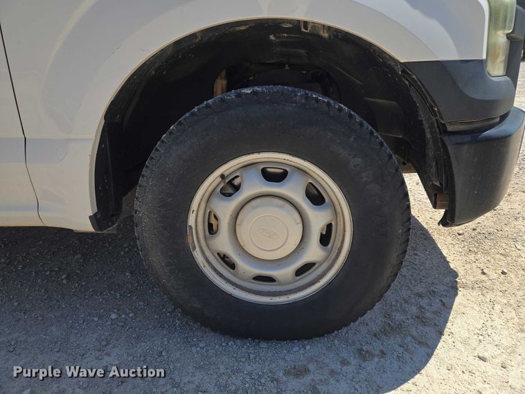 image for item ET5186 2016 Ford F150 Ext. Cab pickup truck