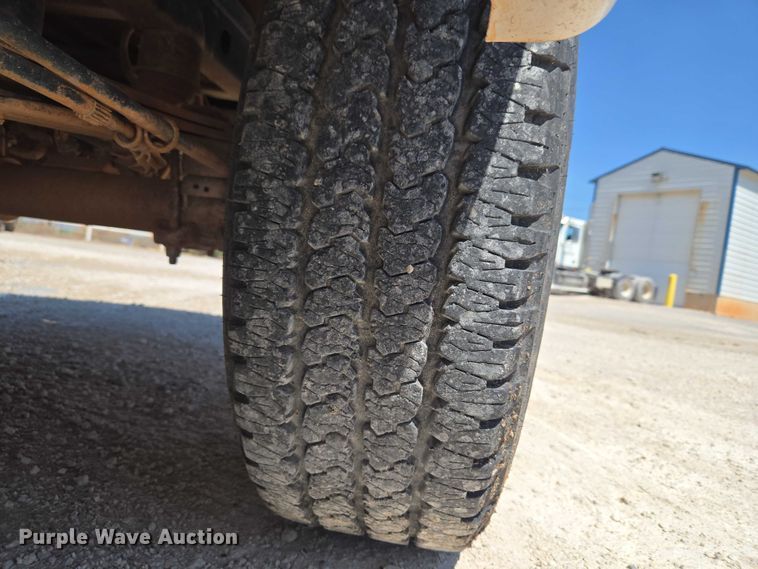 image for item ET5186 2016 Ford F150 Ext. Cab pickup truck