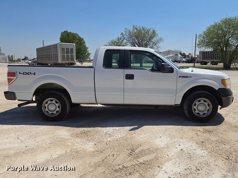image for item ET5187 2014 Ford F150 Ext. Cab pickup truck