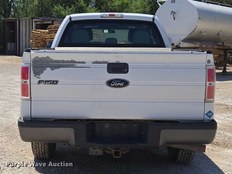 image for item ET5187 2014 Ford F150 Ext. Cab pickup truck