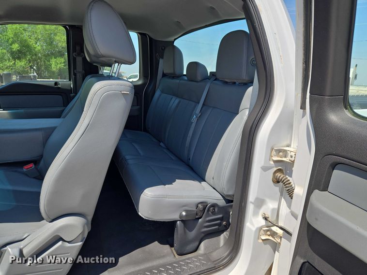 image for item ET5187 2014 Ford F150 Ext. Cab pickup truck