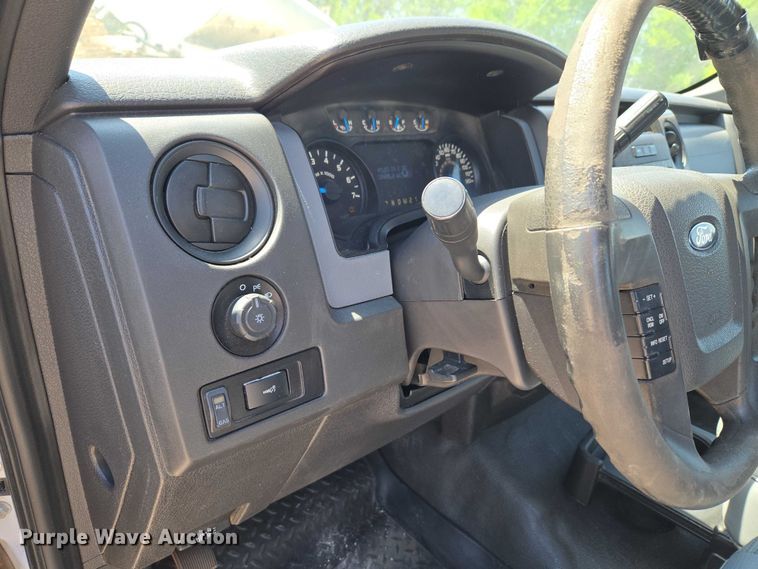 image for item ET5187 2014 Ford F150 Ext. Cab pickup truck