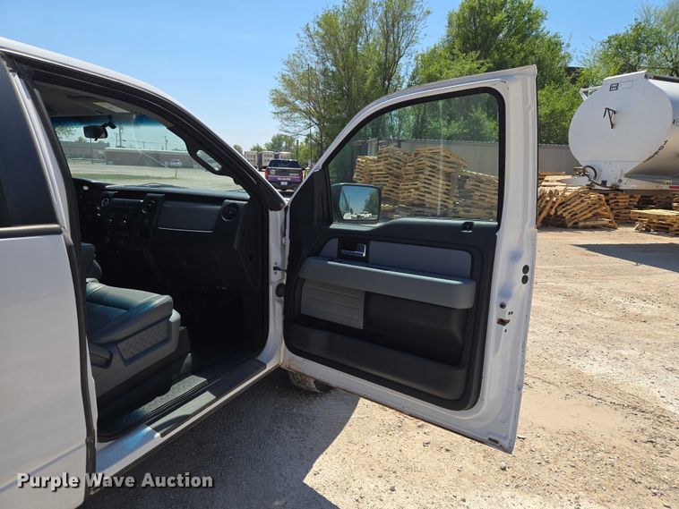 image for item ET5187 2014 Ford F150 Ext. Cab pickup truck