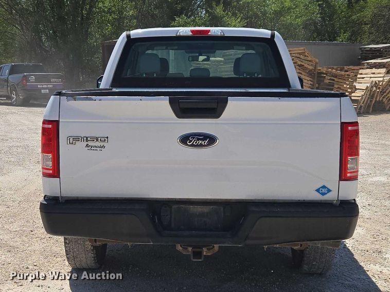 image for item ET5188 2016 Ford F150 Ext. Cab pickup truck