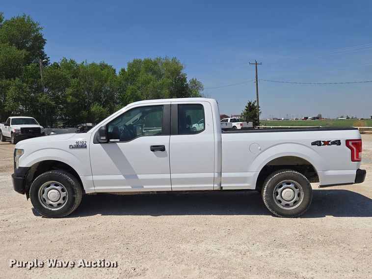 image for item ET5188 2016 Ford F150 Ext. Cab pickup truck