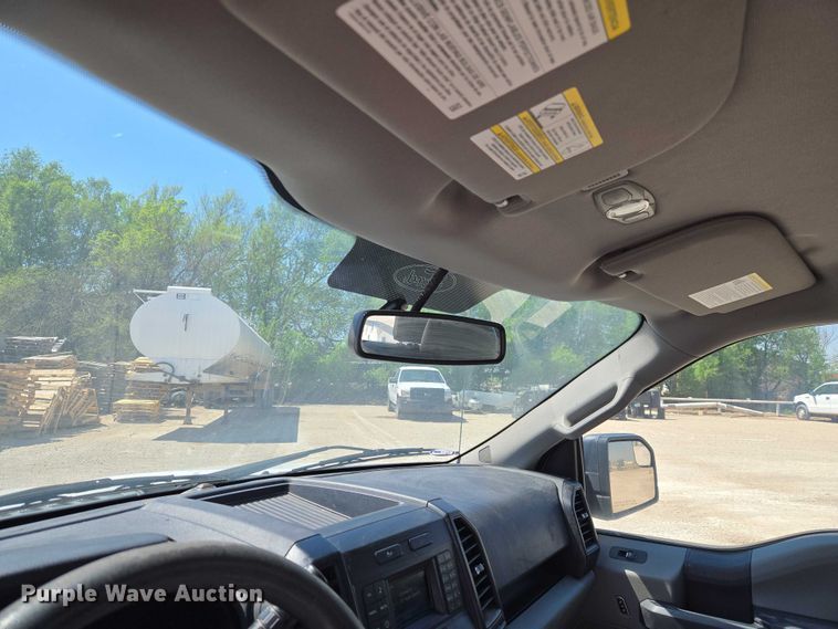 image for item ET5188 2016 Ford F150 Ext. Cab pickup truck