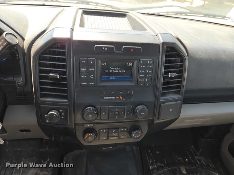 image for item ET5188 2016 Ford F150 Ext. Cab pickup truck