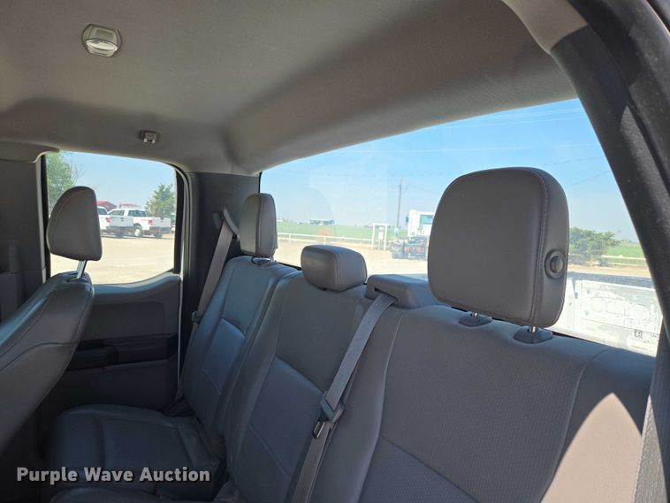 image for item ET5188 2016 Ford F150 Ext. Cab pickup truck