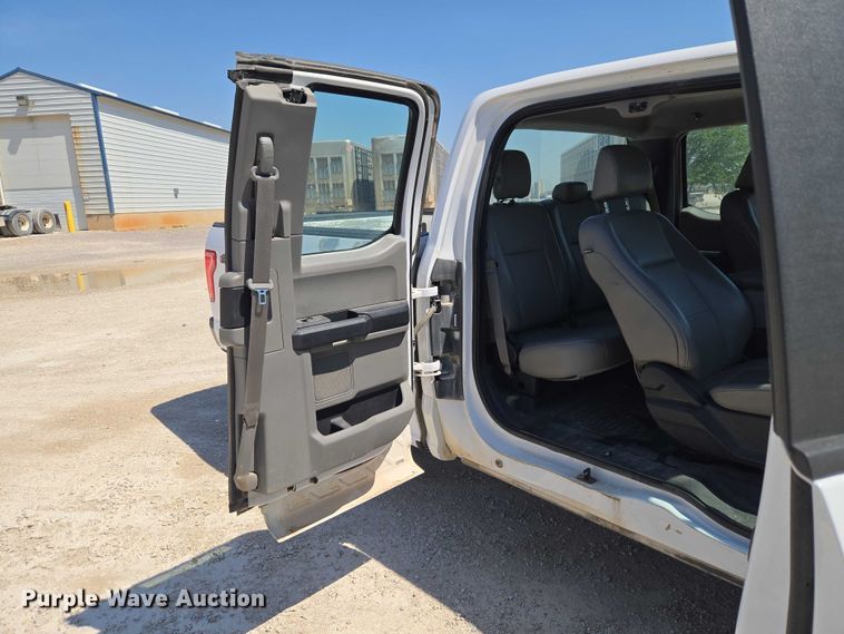 image for item ET5188 2016 Ford F150 Ext. Cab pickup truck